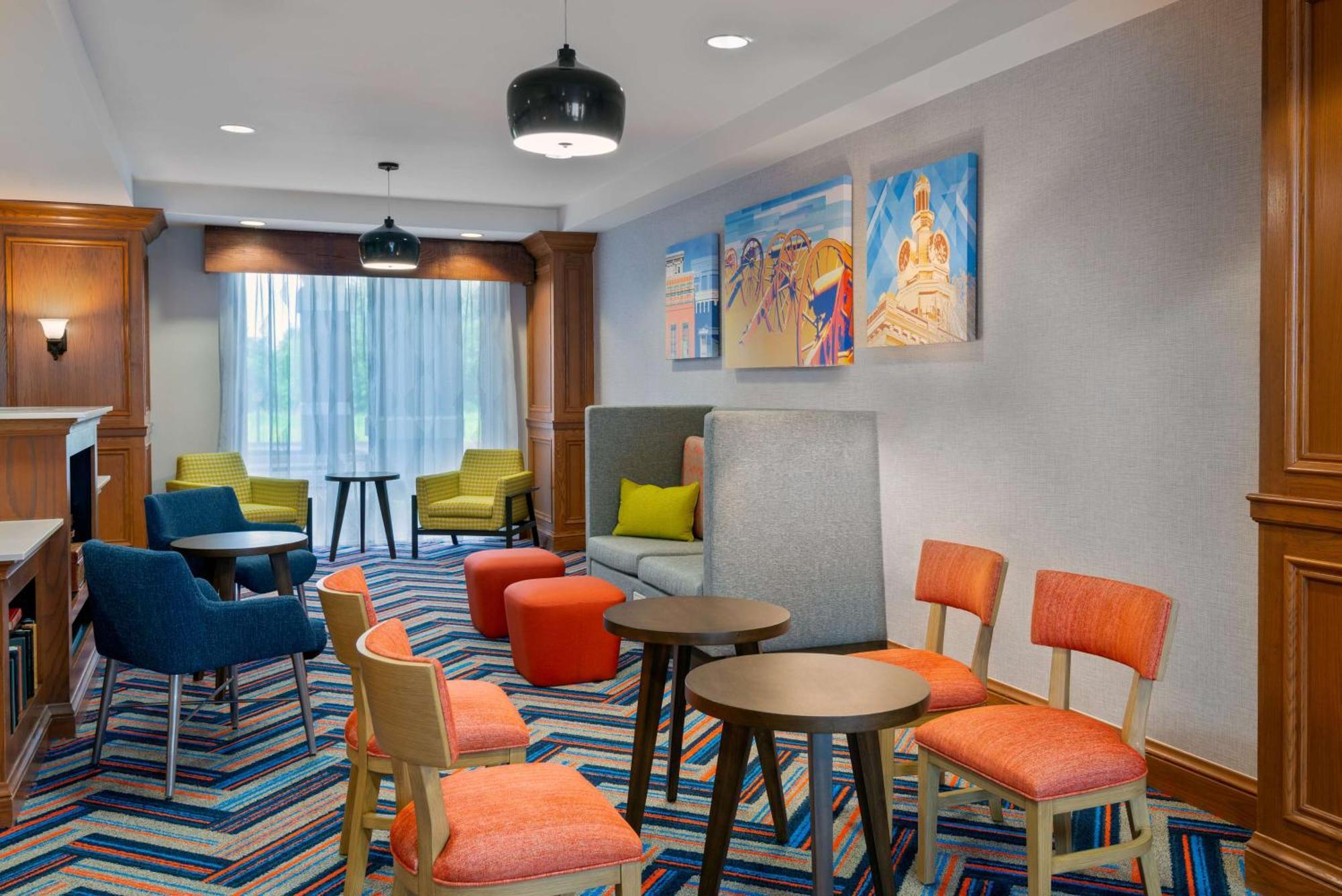 Hampton Inn & Suites Murfreesboro Exterior photo